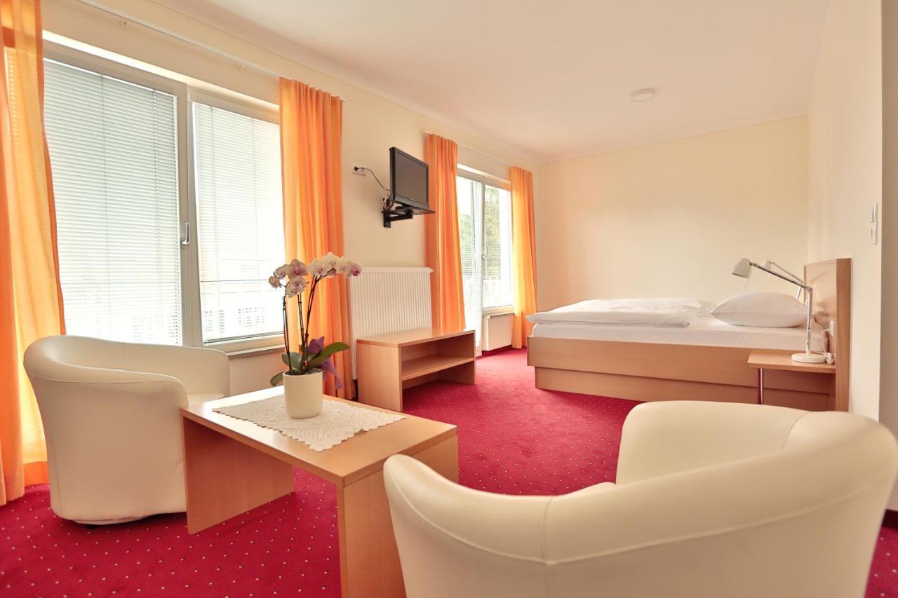 Hotel Reineldis มูเรค ภายนอก รูปภาพ