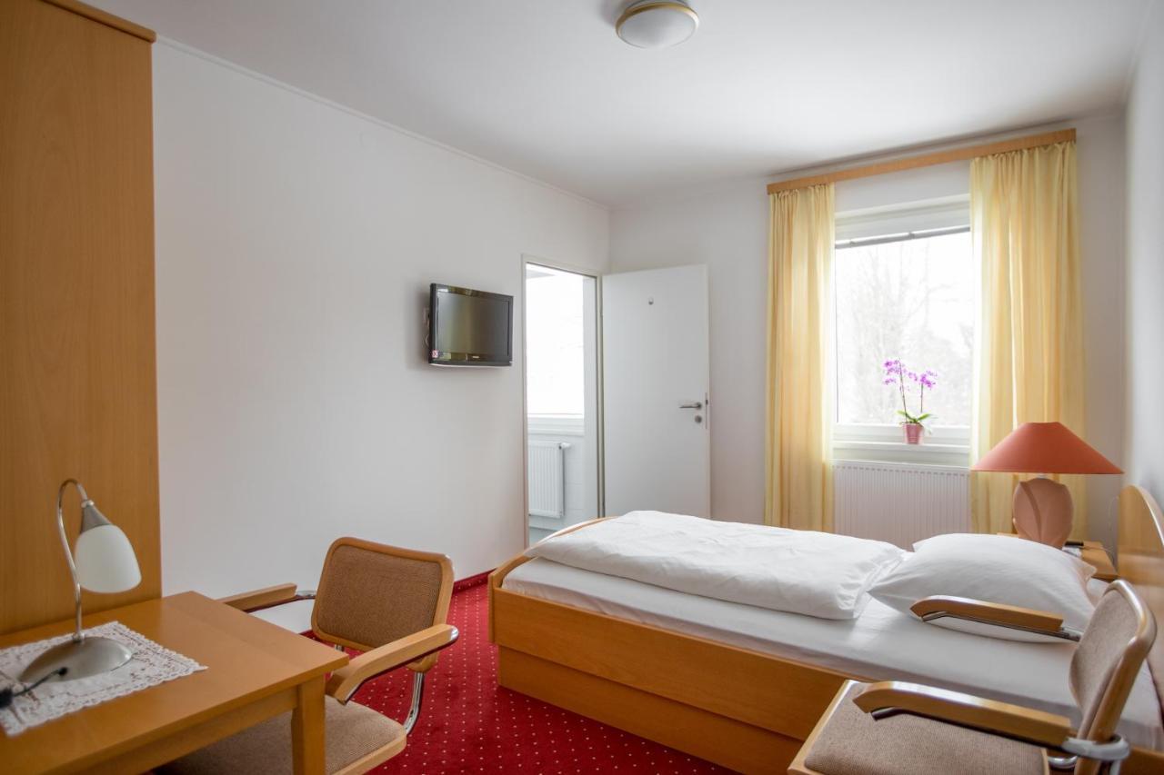 Hotel Reineldis มูเรค ภายนอก รูปภาพ
